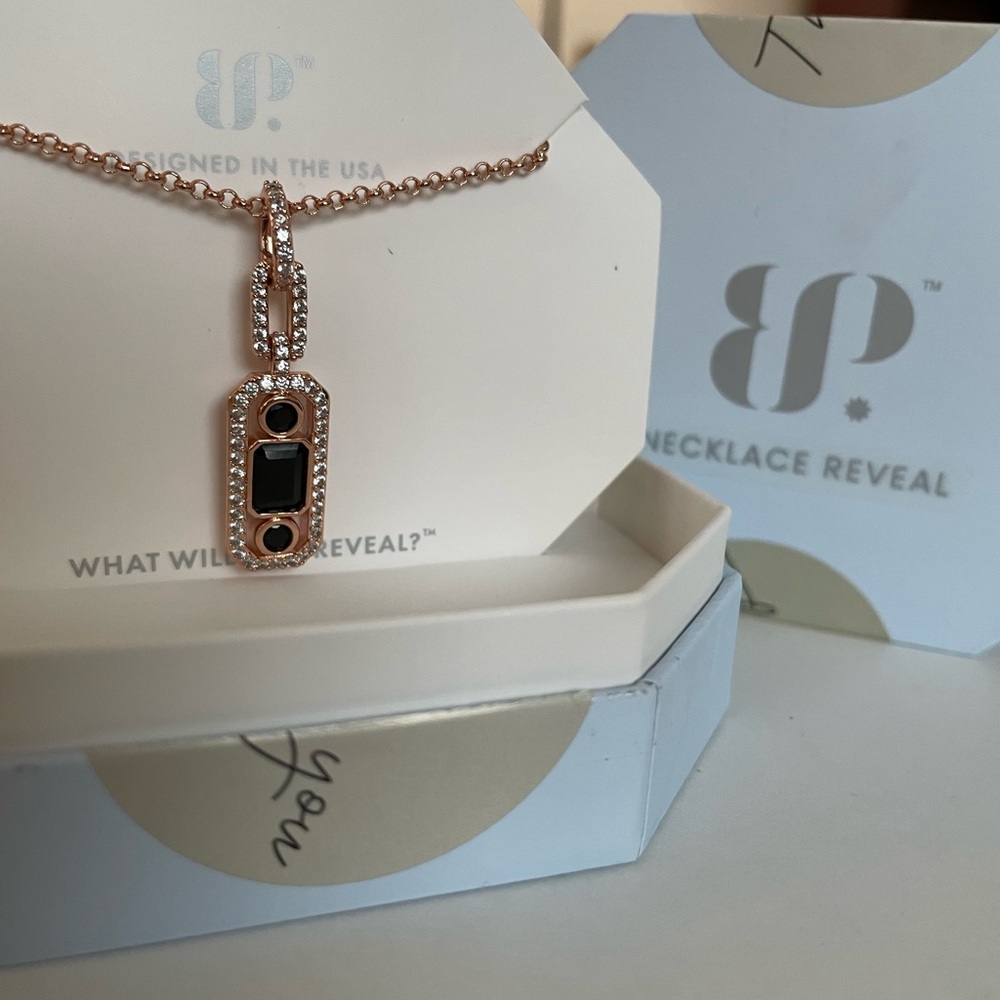 Bomb Party Midnight Hanging in Air NK57925